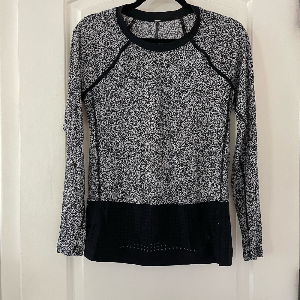 lululemon athletica Black and White Patterned Sweatshirt